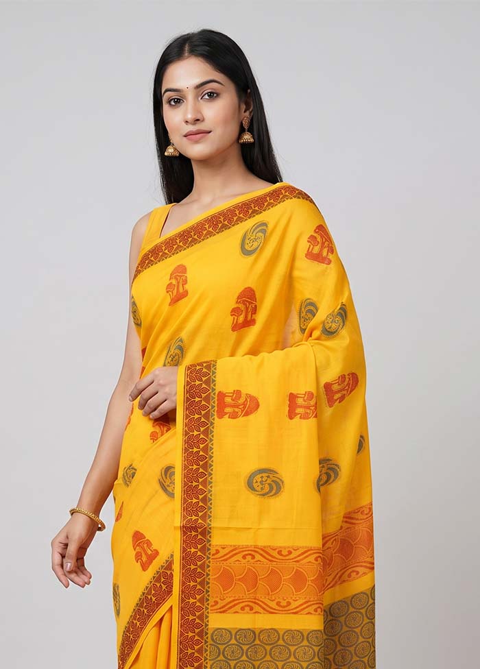 Yellow Cotton Saree With Blouse Piece