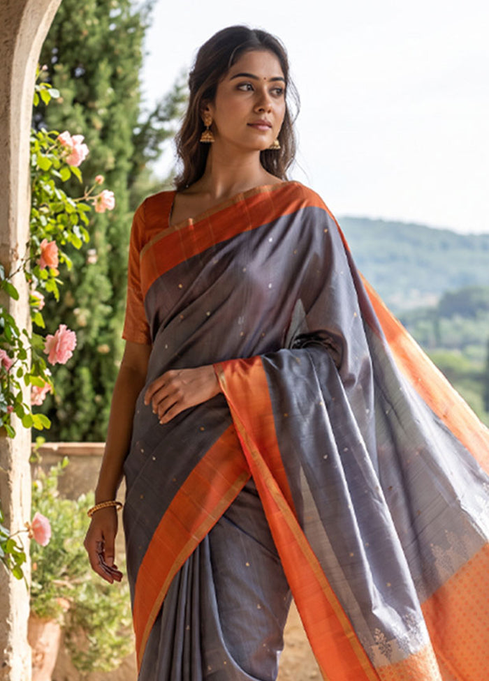 Grey Handloom Kanchipuram Pure Silk Saree With Blouse Piece