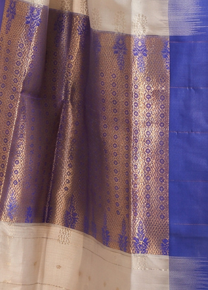 Cream Handloom Kanchipuram Pure Silk Saree With Blouse Piece