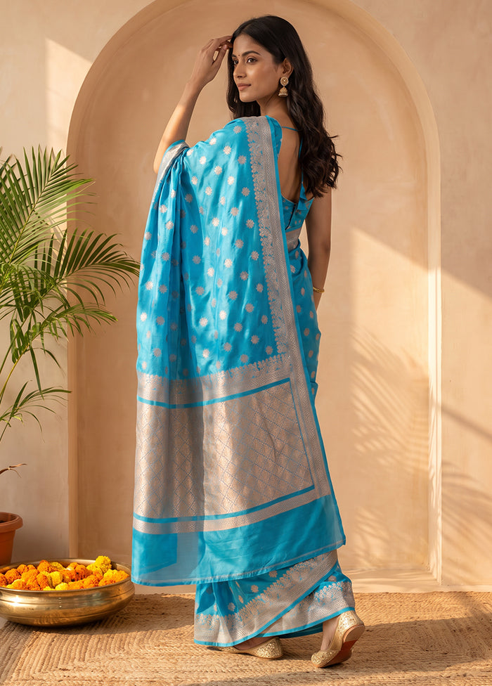 Blue Katan Silk Saree With Blouse Piece