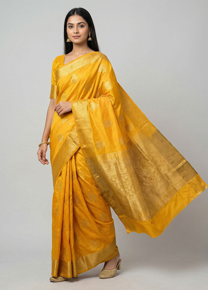 Yellow Kanjivaram Silk Saree With Blouse Piece