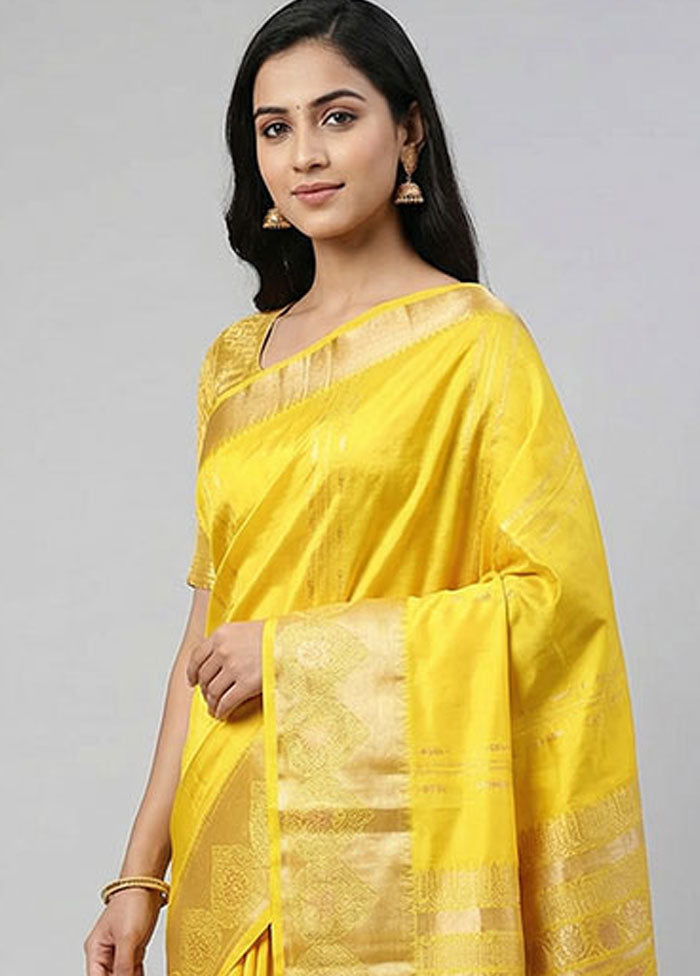 Yellow Handloom Kanchipuram Pure Silk Saree With Blouse Piece