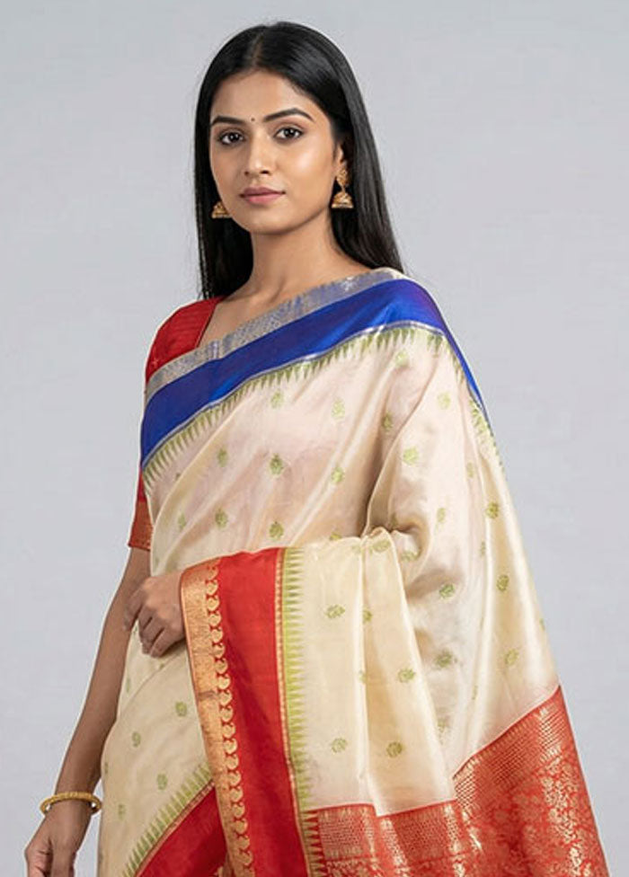 White Kanjivaram Silk Saree With Blouse Piece