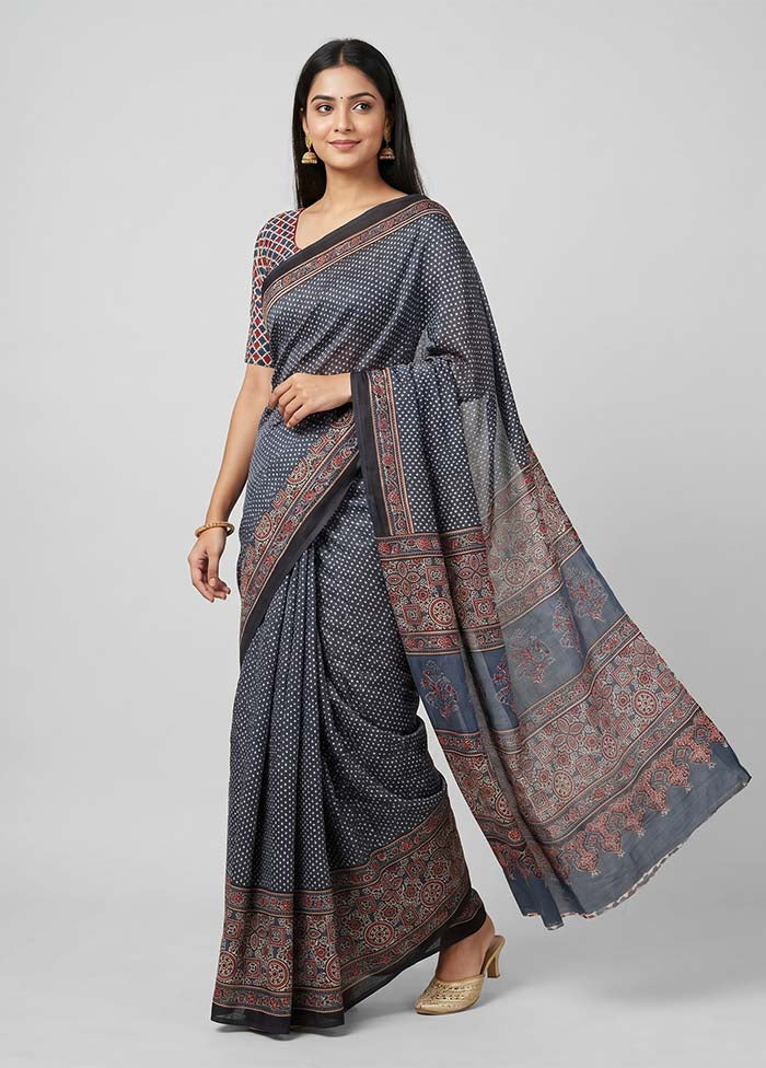 Grey Printed Silk Saree Without Blouse Piece