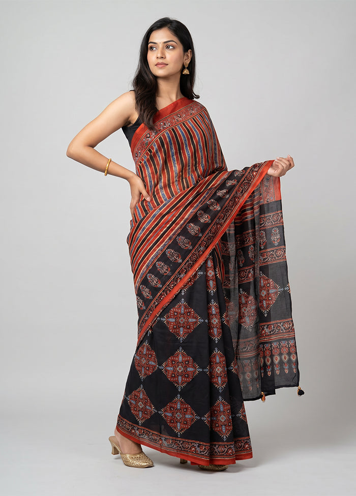 Red Printed Silk Saree Without Blouse Piece