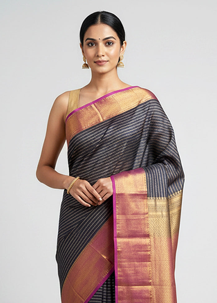 Blue Handloom Kanjivaram Pure Silk Saree With Blouse Piece