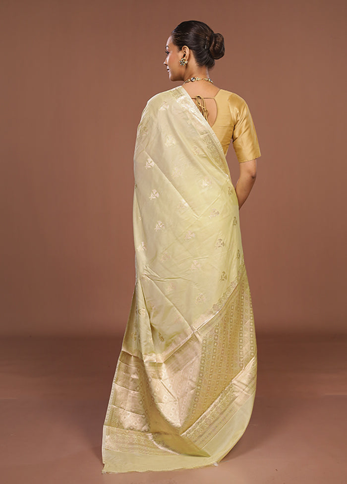 Yellow Dupion Silk Saree With Blouse Piece