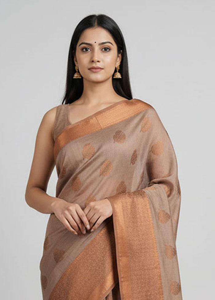 Grey Kora Silk Saree With Blouse Piece