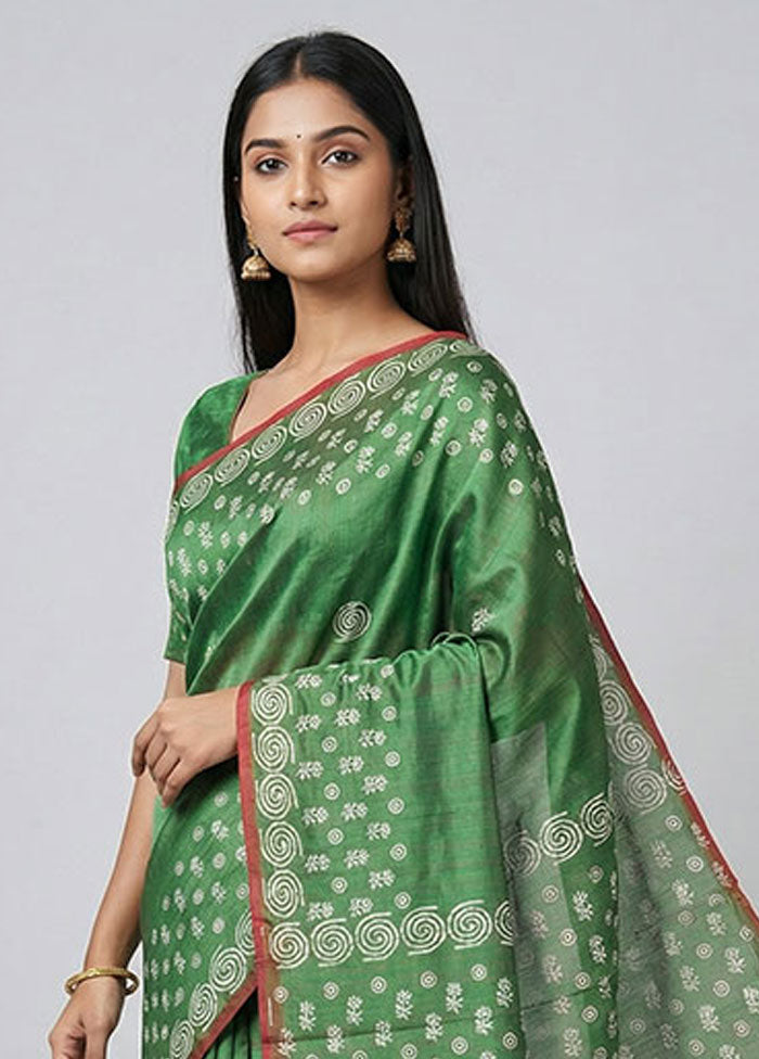 Green Printed Silk Saree Without Blouse Piece