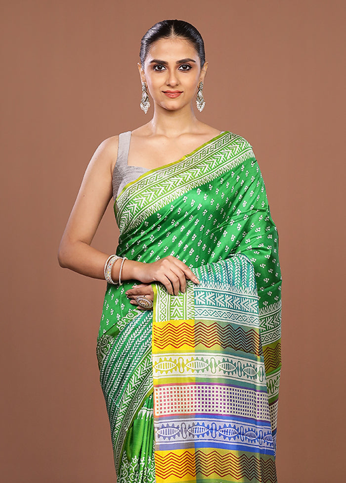 Green Printed Silk Saree Without Blouse Piece