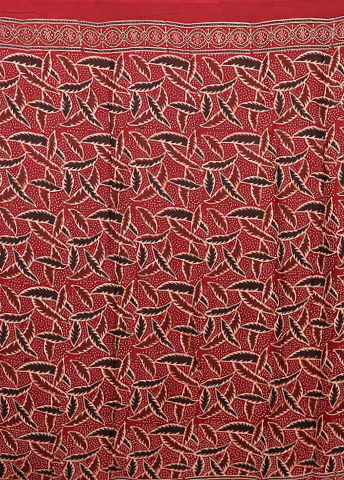 Maroon Printed Silk Saree Without Blouse Piece