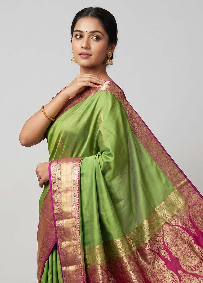 Green Banarasi Silk Saree With Blouse Piece