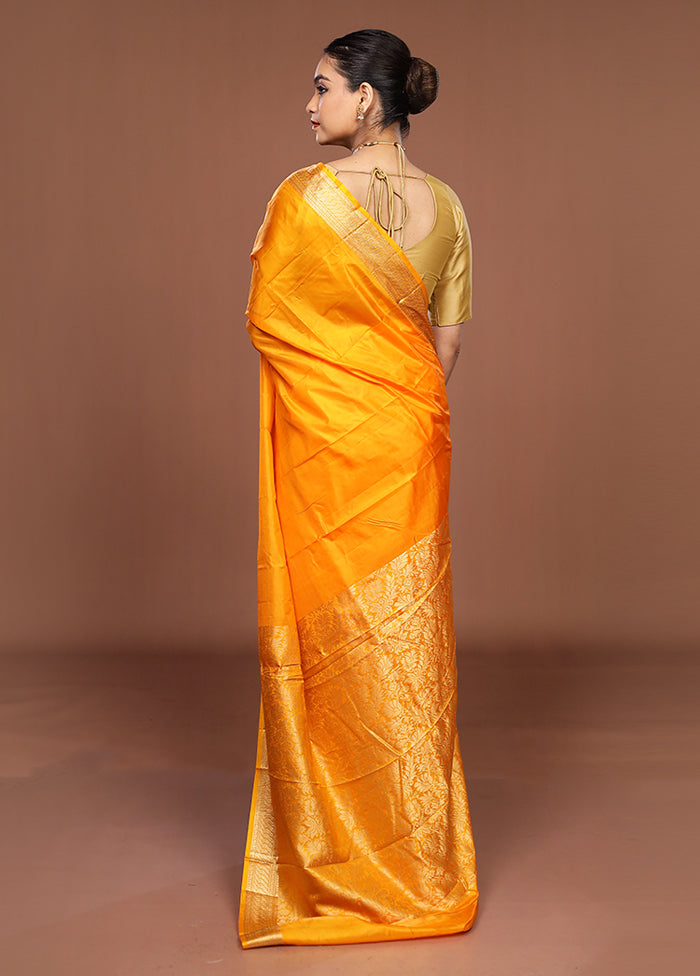 Yellow Printed Silk Saree Without Blouse Piece