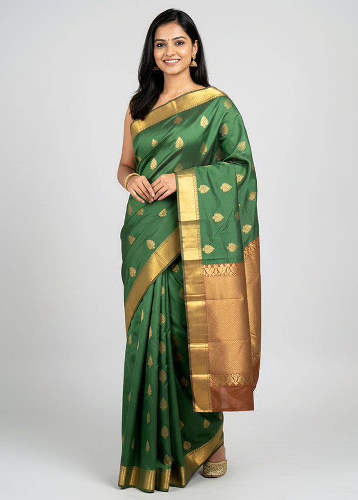 Green Kanjivaram Silk Saree With Blouse Piece