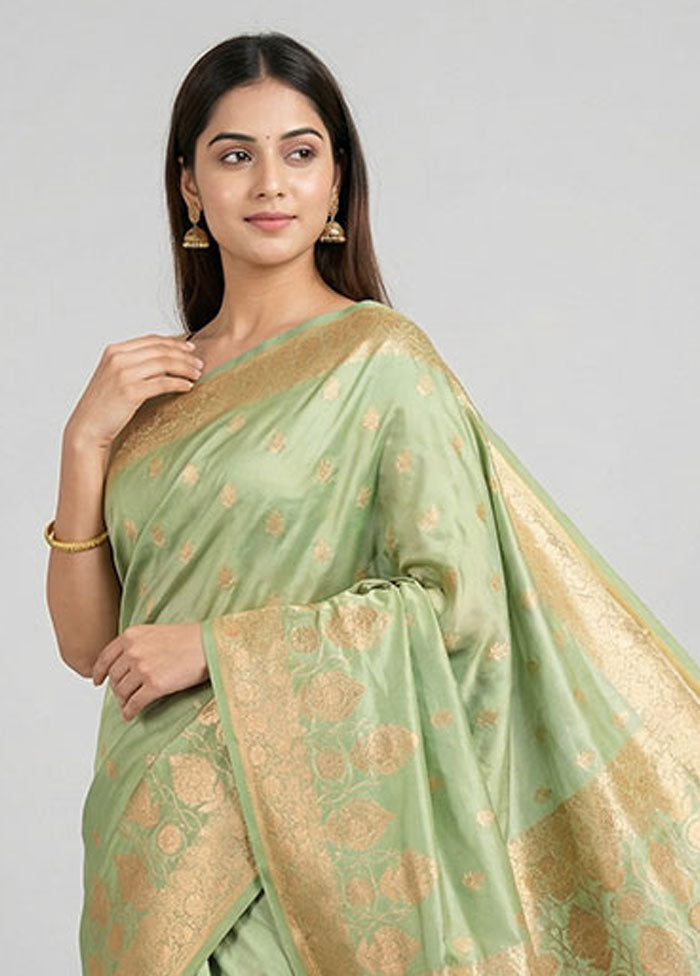 Green Banarasi Silk Saree With Blouse Piece