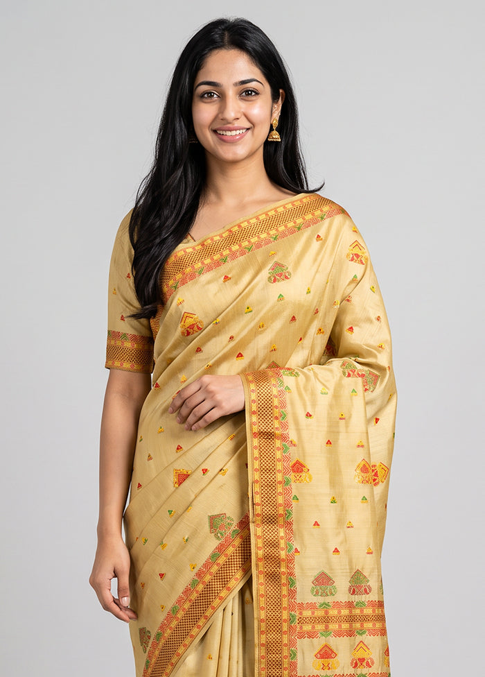 Cream Assam Silk Saree With Blouse Piece