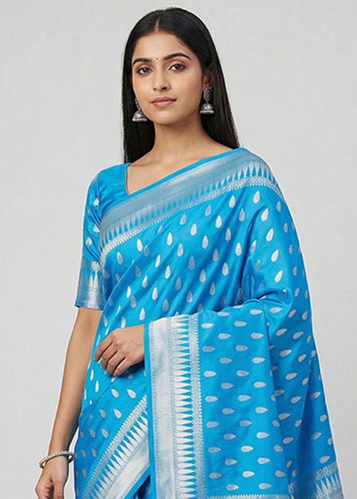 Blue Uppada Silk Saree With Blouse Piece