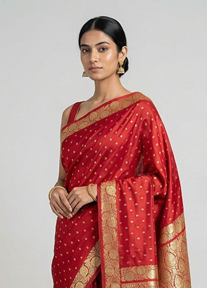 Maroon Handloom Banarasi Pure Silk Saree With Blouse Piece