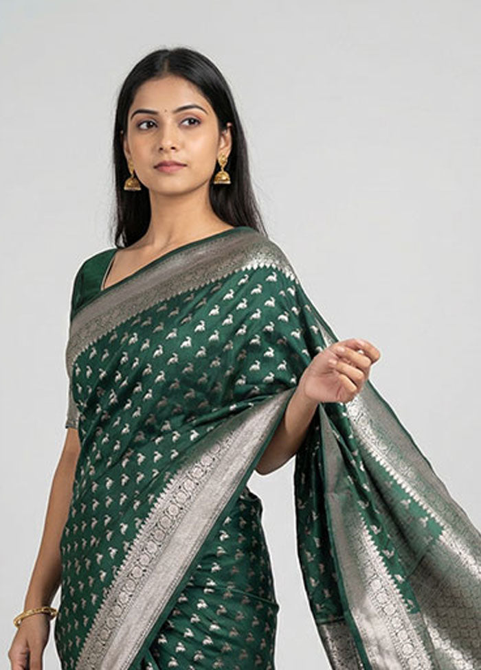 Green Uppada Silk Saree With Blouse Piece