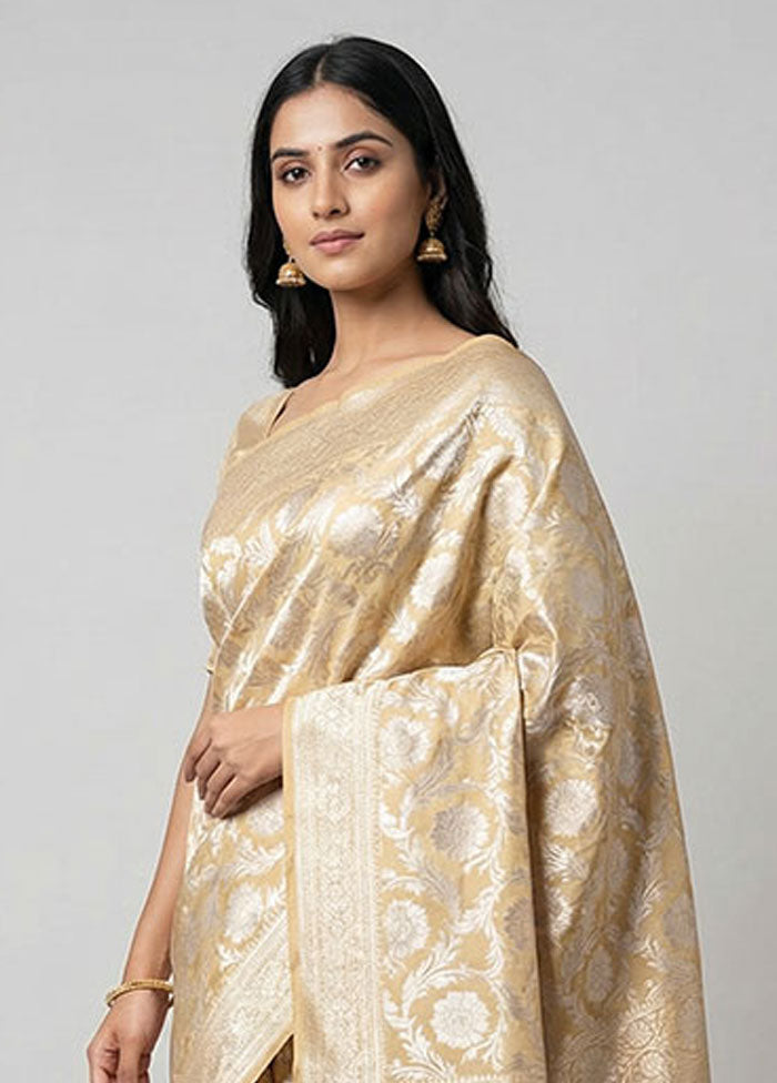 Green Uppada Silk Saree With Blouse Piece