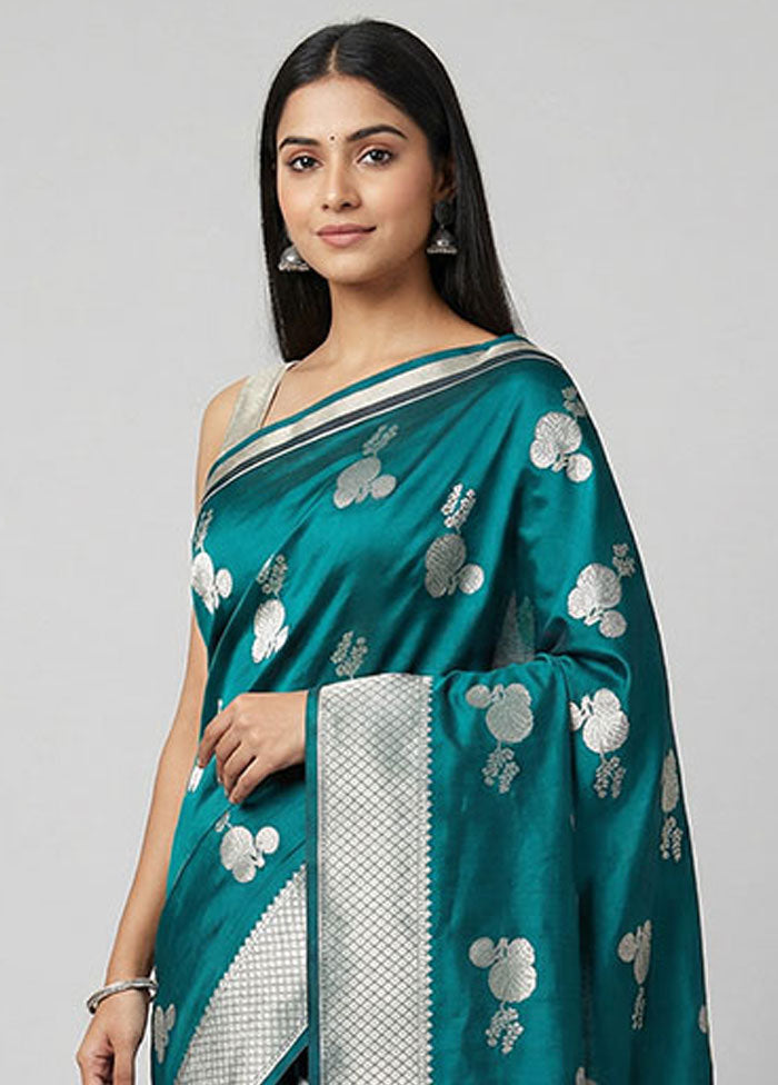 Green Katan Silk Saree With Blouse Piece
