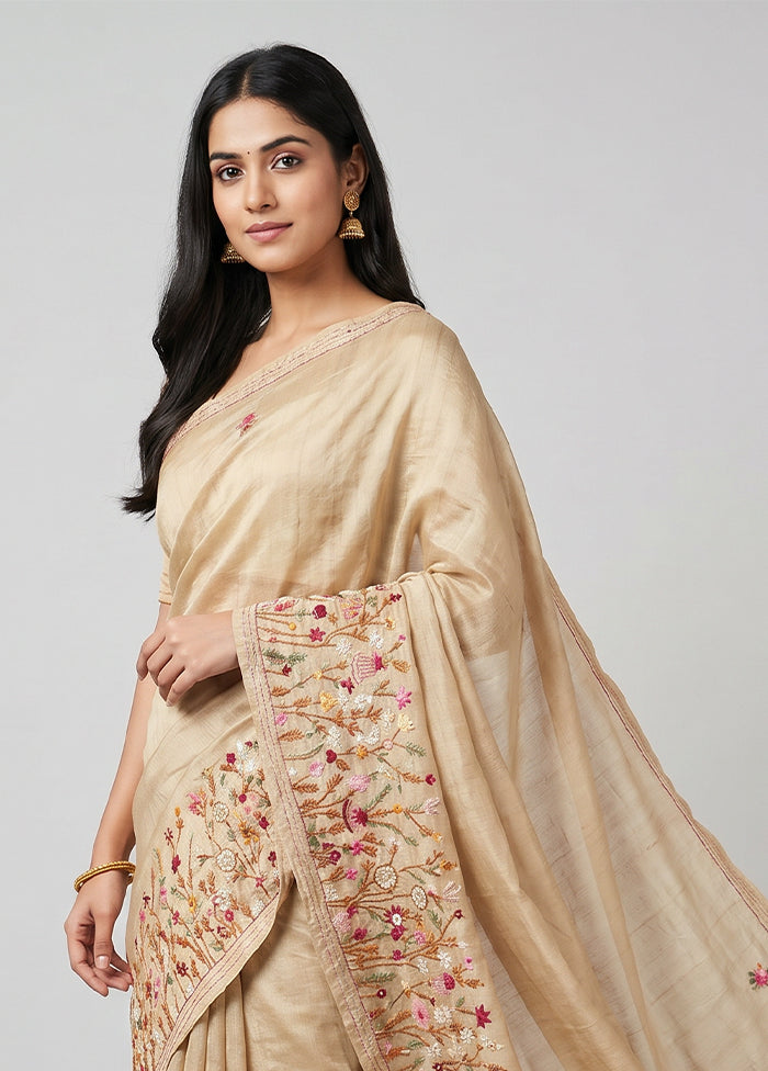 Cream Tussar Silk Saree With Blouse Piece