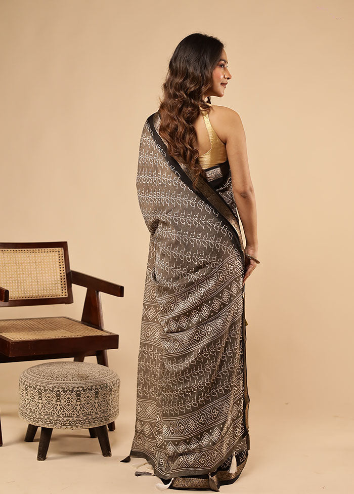 Grey Dupion Silk Saree With Blouse Piece