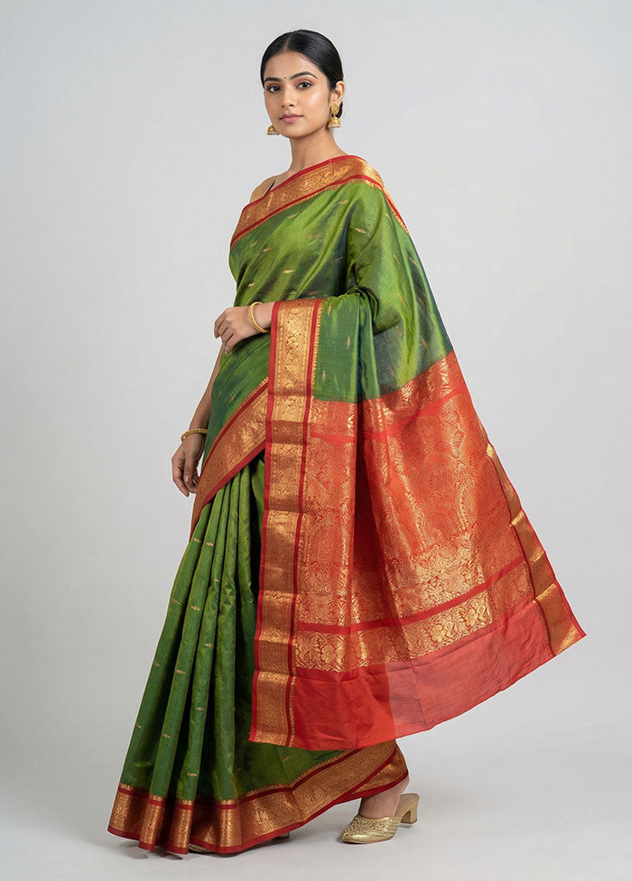 Green Handloom Kanjivaram Pure Silk Saree With Blouse Piece