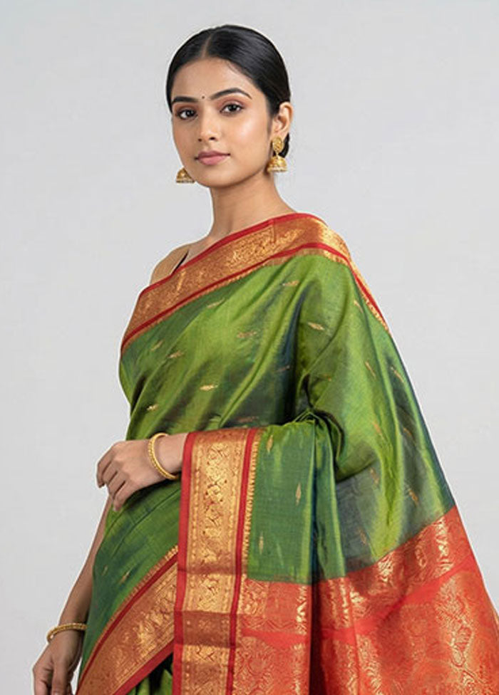 Green Handloom Kanjivaram Pure Silk Saree With Blouse Piece