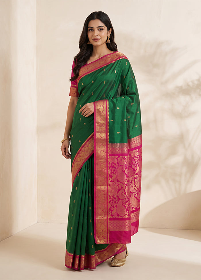 Green Handloom Kanjivaram Pure Silk Saree With Blouse Piece