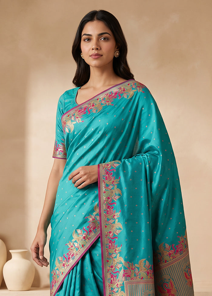 Green Dupion Silk Saree With Blouse Piece