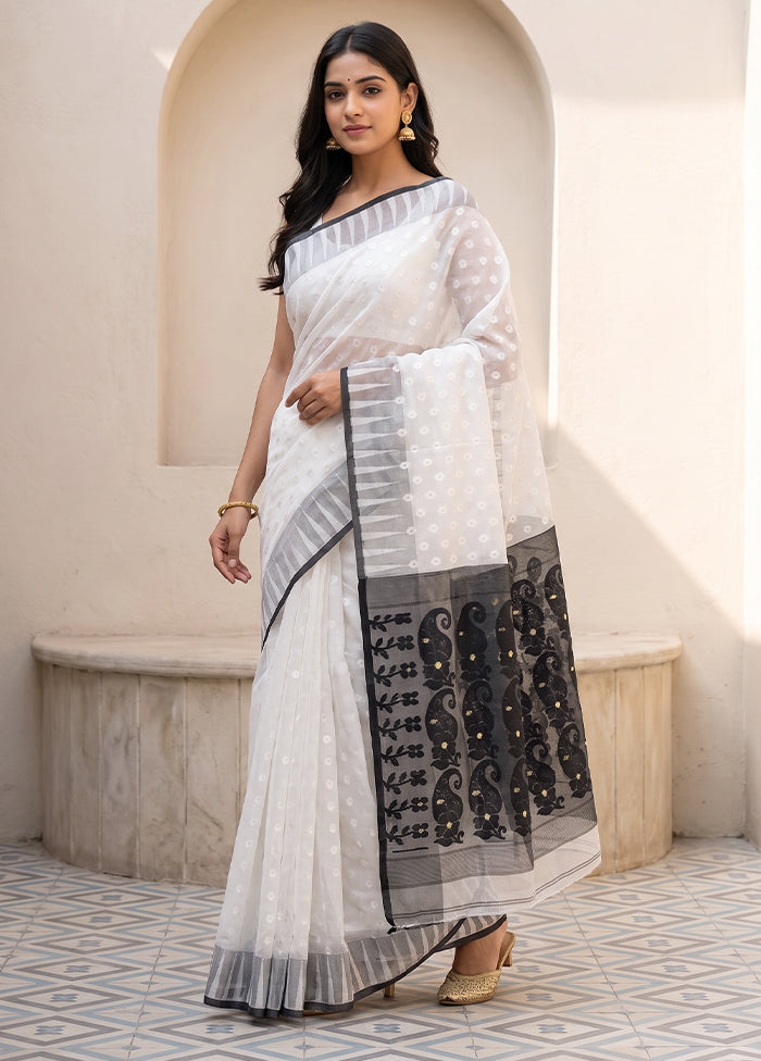 Grey Jamdani Cotton Saree Without Blouse Piece