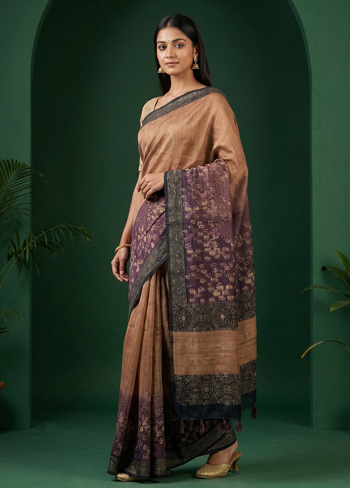 Cream Cotton Saree With Blouse Piece
