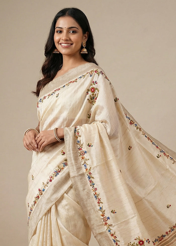Cream Tussar Silk Saree With Blouse Piece