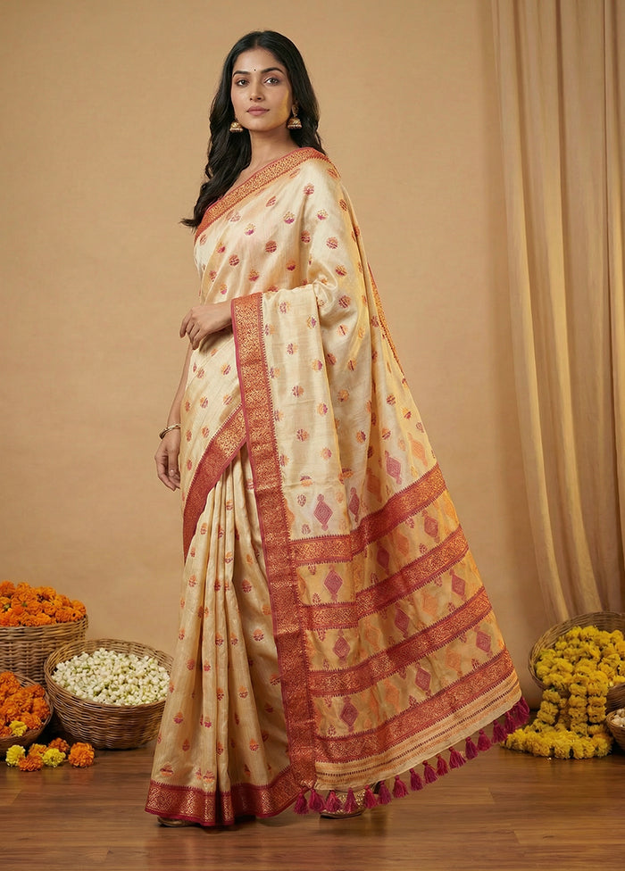 Cream Assam Silk Saree With Blouse Piece