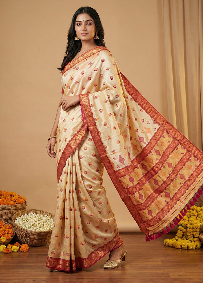 Cream Assam Silk Saree With Blouse Piece