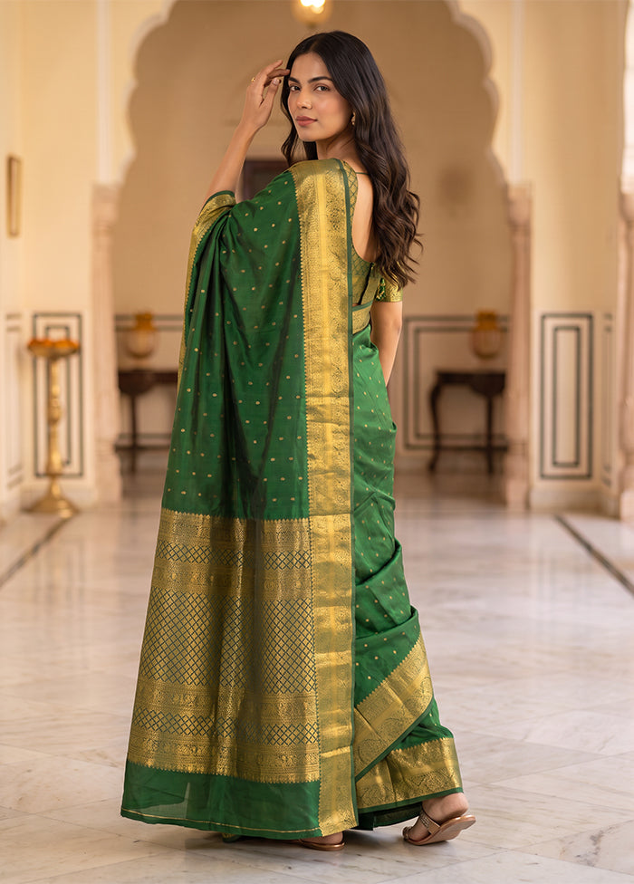 Green Handloom Kanchipuram Pure Silk Saree With Blouse Piece