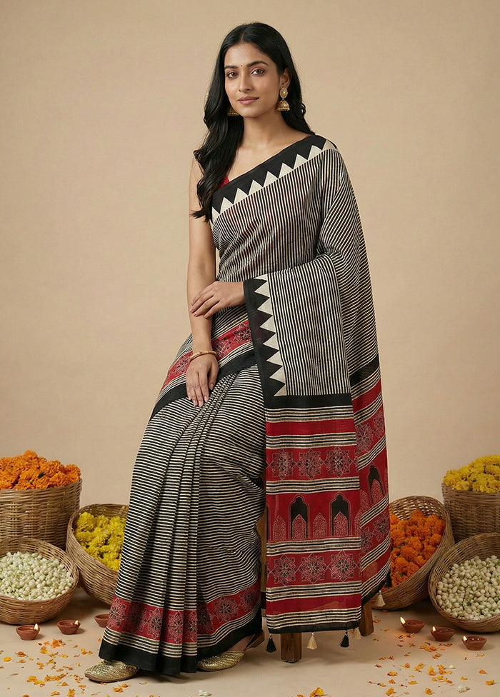 Black Printed Silk Saree With Blouse Piece