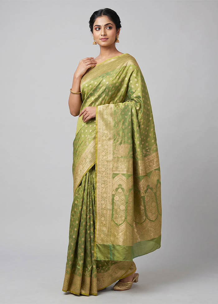 Green Banarasi Silk Saree With Blouse Piece