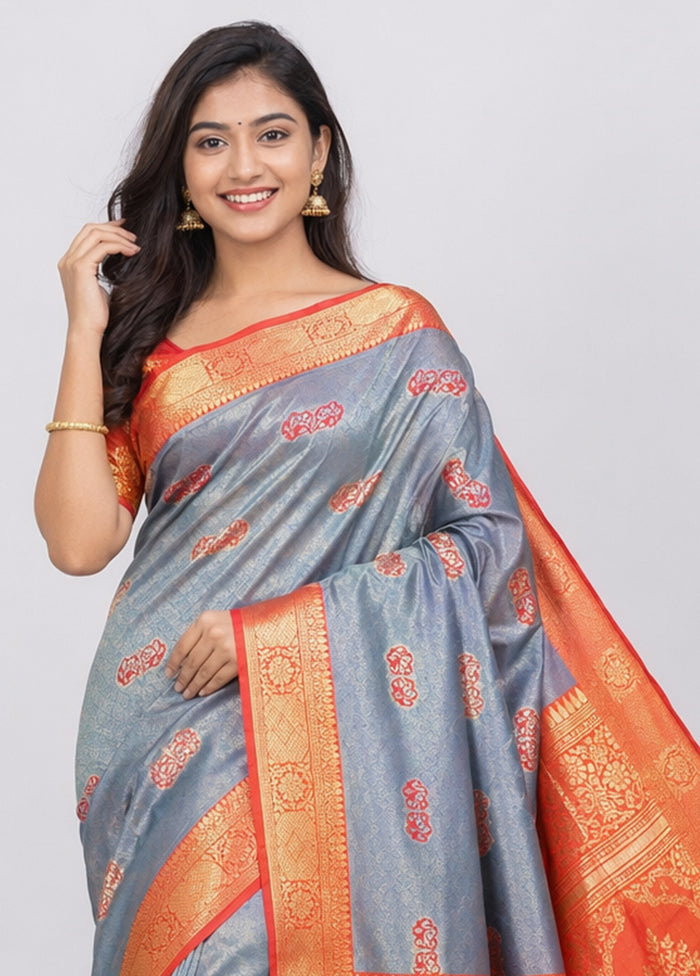 Gold Kanjivaram Silk Saree With Blouse Piece
