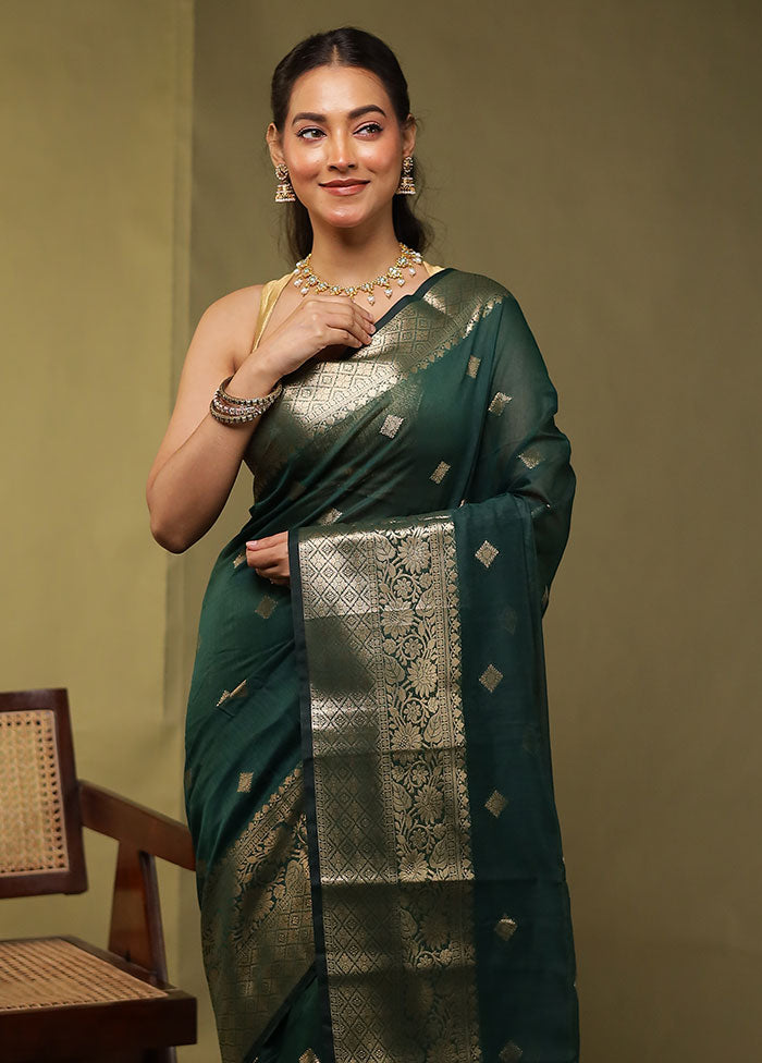 Green Cotton Saree With Blouse Piece