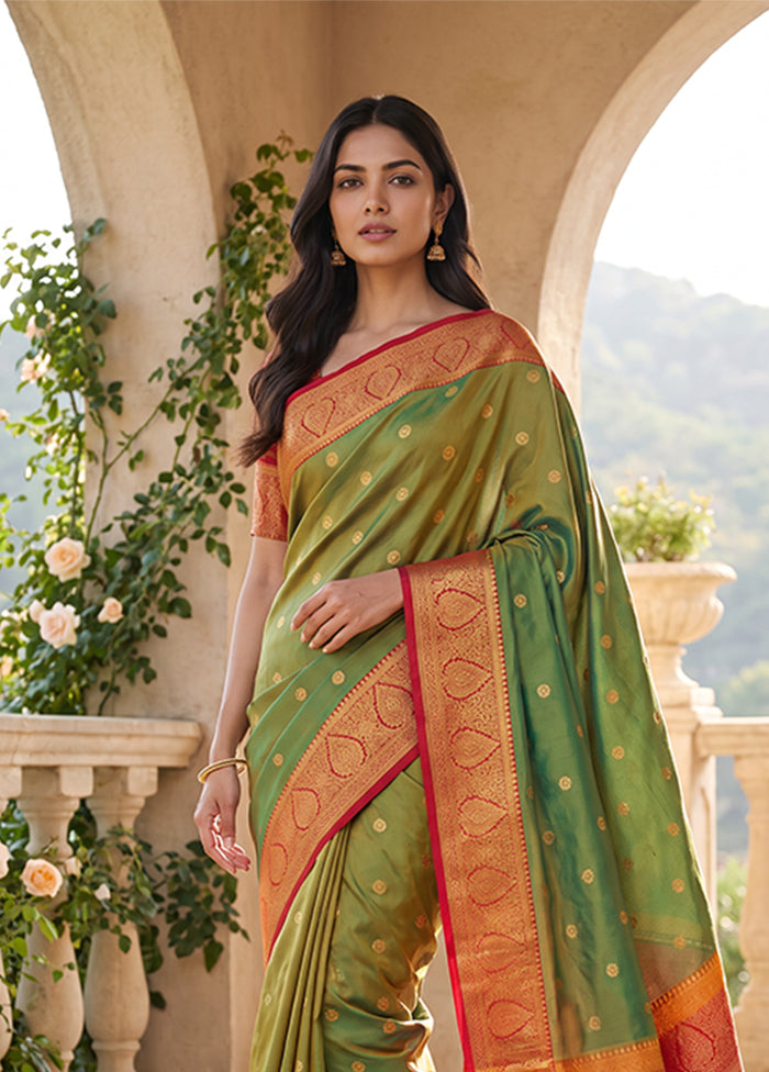 Green Handloom Kanjivaram Pure Silk Saree With Blouse Piece