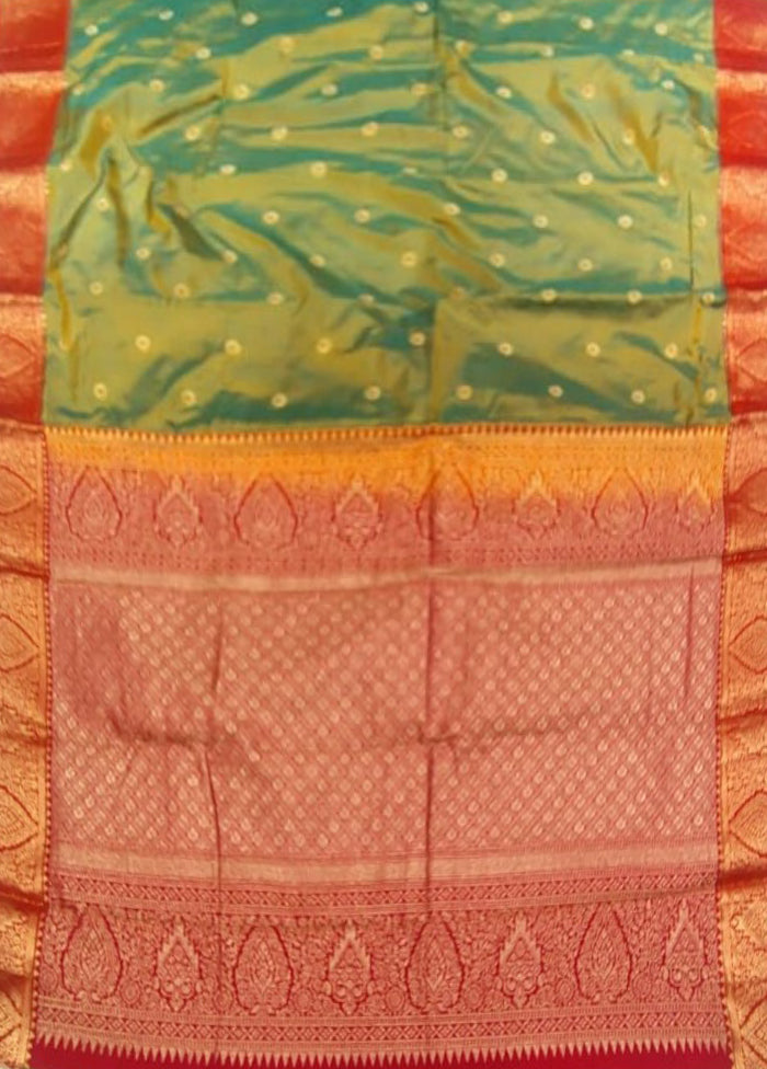Green Handloom Kanjivaram Pure Silk Saree With Blouse Piece