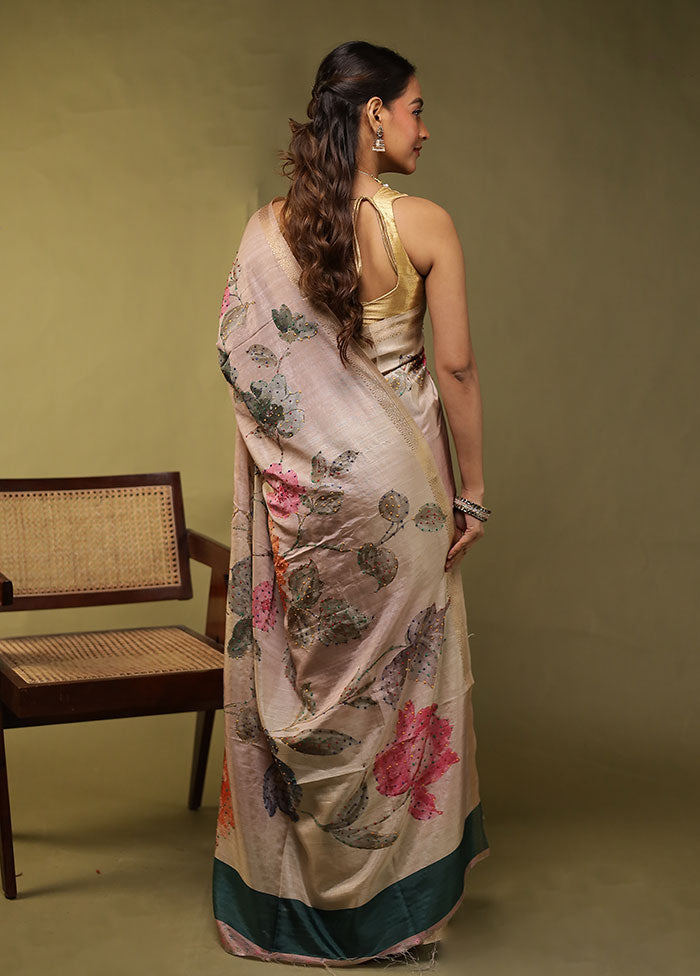 Cream Tussar Silk Saree With Blouse Piece