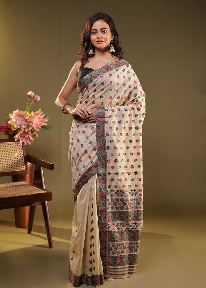 Cream Assam Silk Saree With Blouse Piece