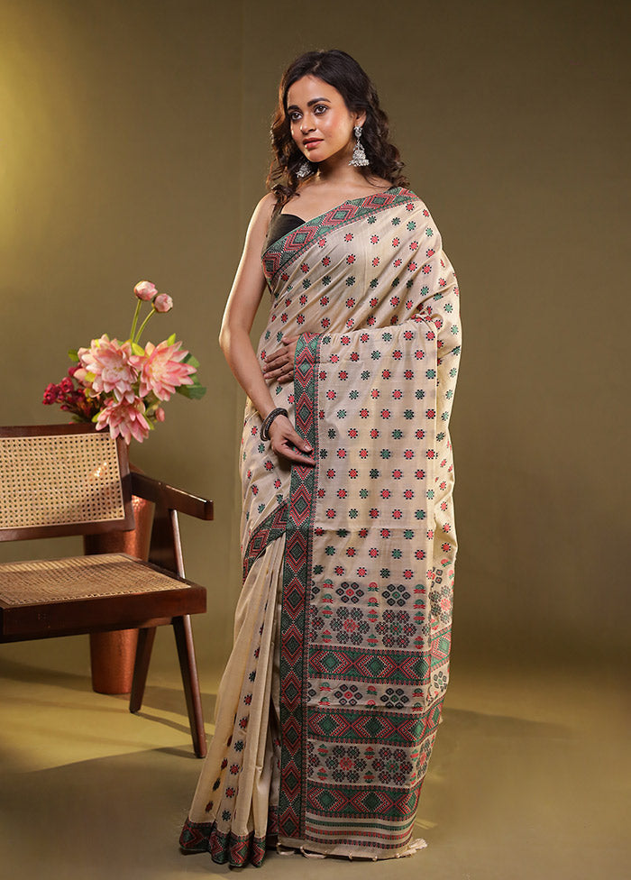 Cream Assam Silk Saree With Blouse Piece