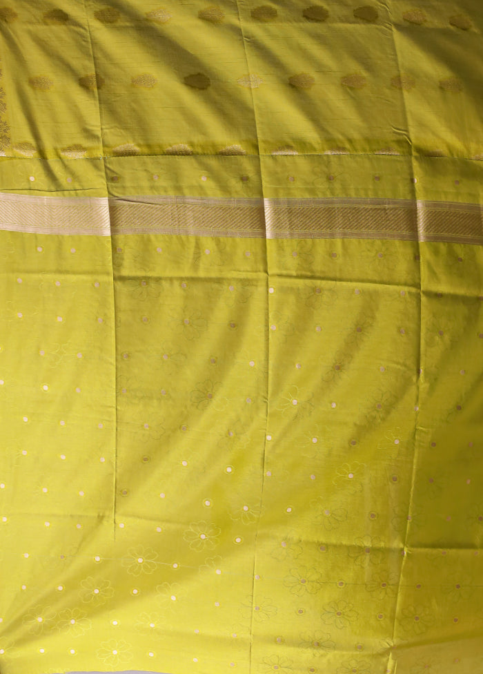 Green Dupion Silk Saree With Blouse Piece