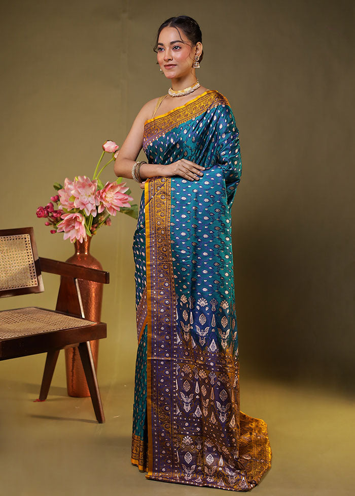 Green Tanchoi Silk Saree With Blouse Piece