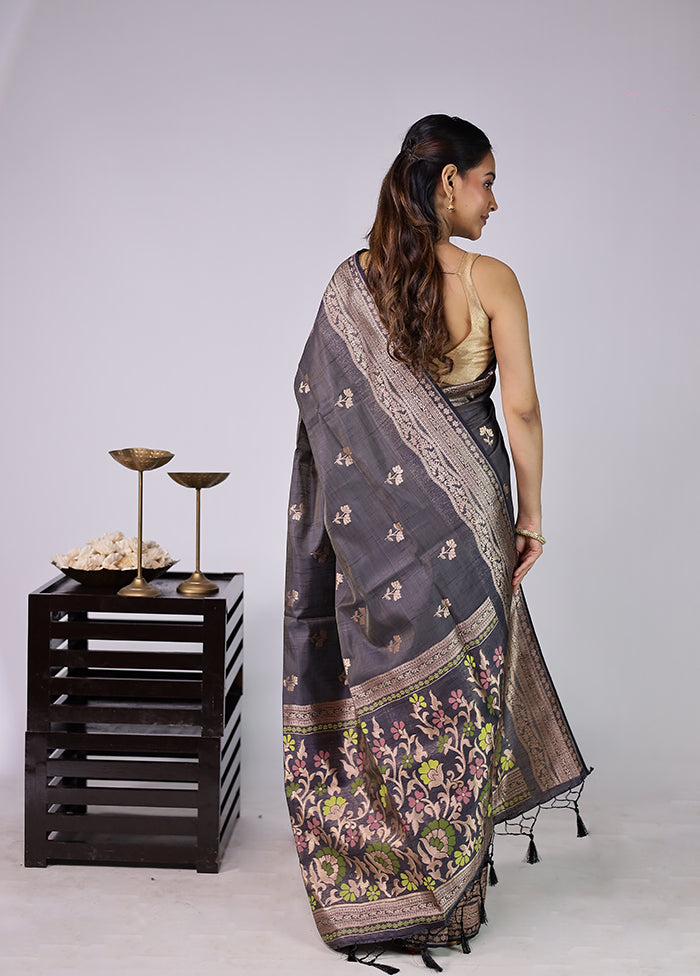Grey Dupion Silk Saree With Blouse Piece