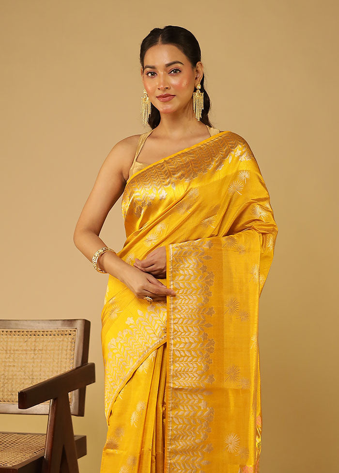 Yellow Dupion Silk Saree With Blouse Piece